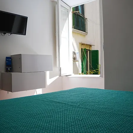 Salotto Plebiscito Bed and Breakfast 3*